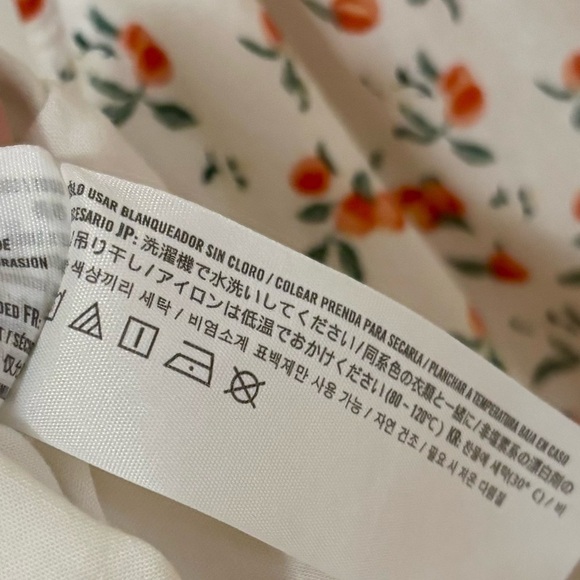 Abercrombie & Fitch| White Sweet Peach Pattern Peplum Cap Sleeve Blouse Sz S - Picture 4 of 4